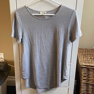 Aritzia Grey T shirt